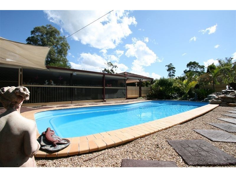 726 Bestmann Road, Ningi QLD 4511