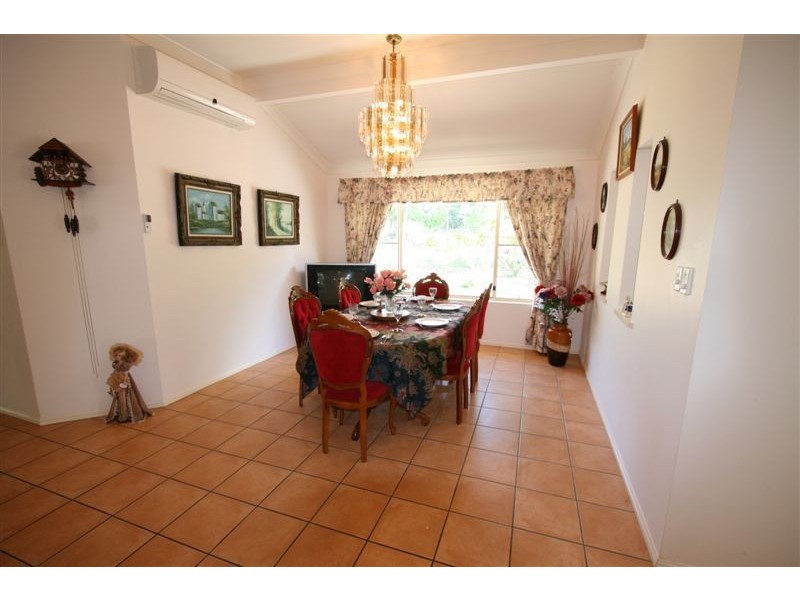 726 Bestmann Road, Ningi QLD 4511