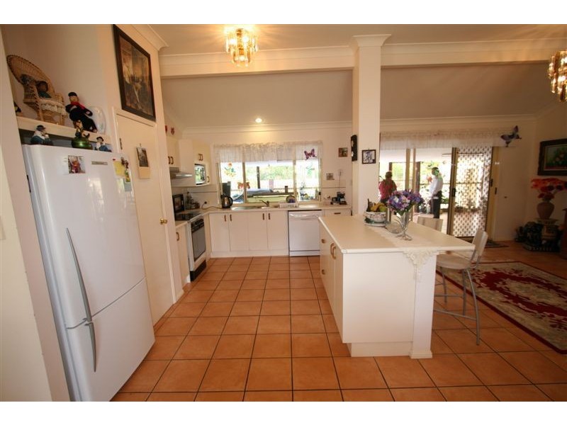 726 Bestmann Road, Ningi QLD 4511