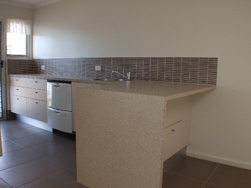 14B/10 Spinnaker Drive, Sandstone Point QLD 4511