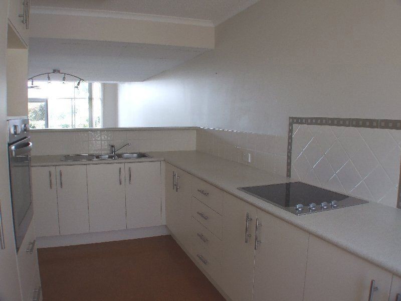 Sandstone Point QLD 4511