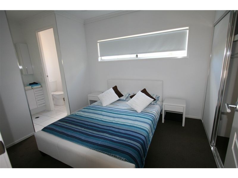 7/15-17 Sylvan Beach Esp, Bellara QLD 4507