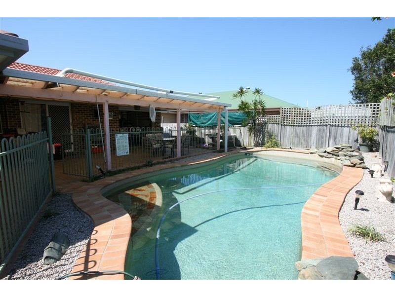 76 Jasmin Dr, Bongaree QLD 4507