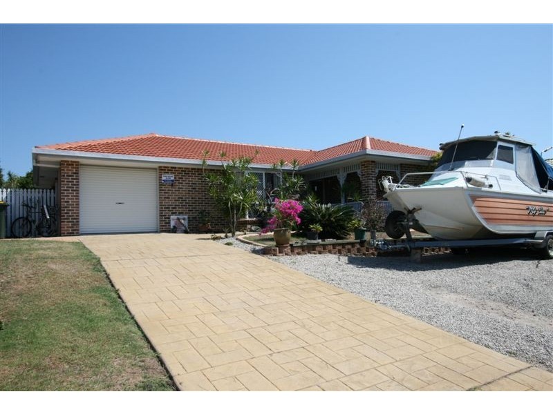 76 Jasmin Dr, Bongaree QLD 4507