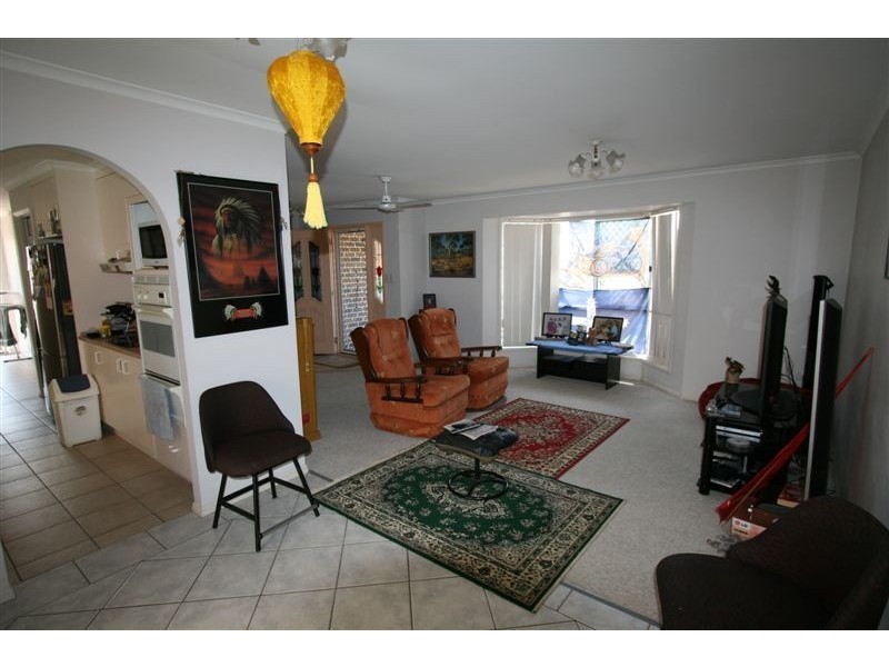 76 Jasmin Dr, Bongaree QLD 4507