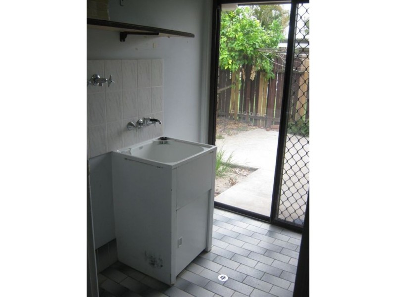 6 Pimpala Cr, Bongaree QLD 4507