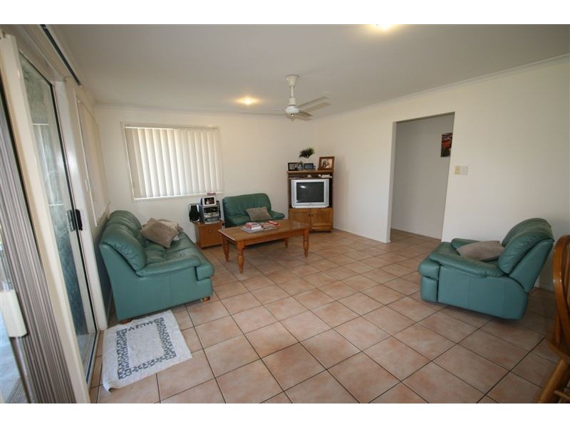 3 Coogee Place, Sandstone Point QLD 4511