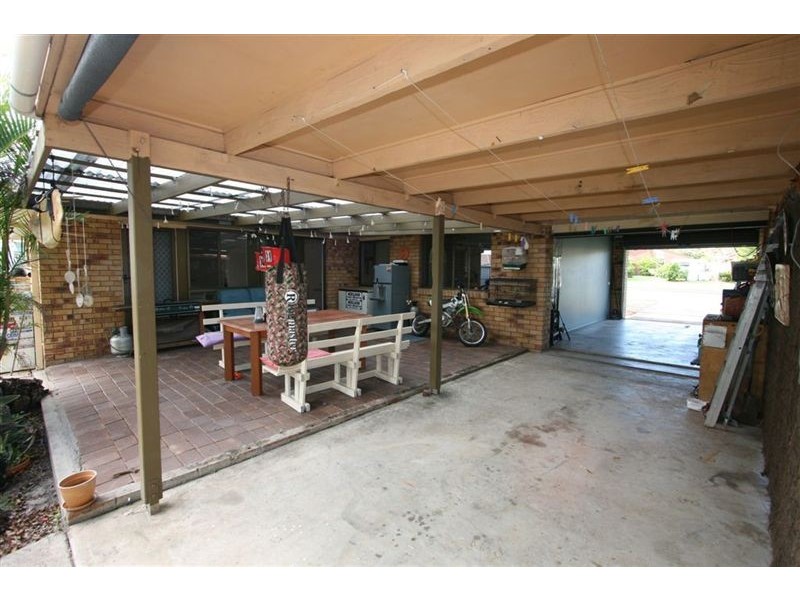 Sandstone Point QLD 4511