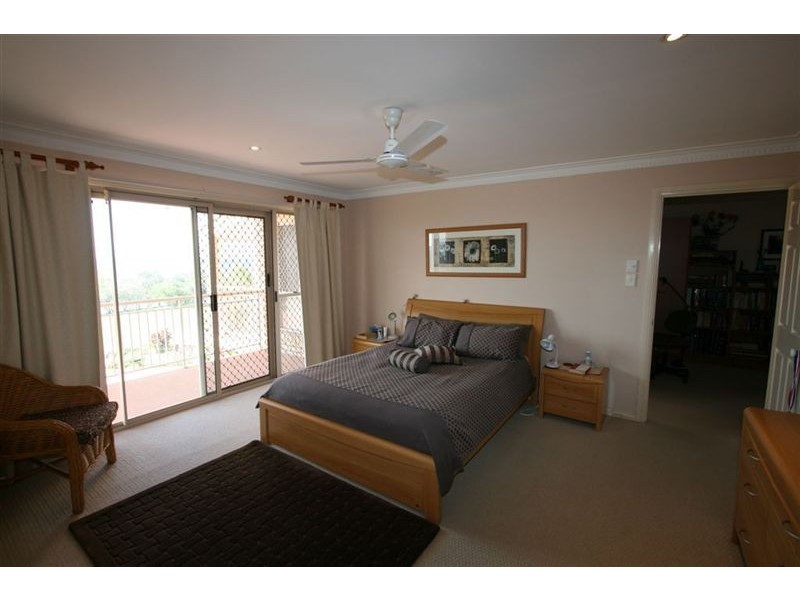 Sandstone Point QLD 4511