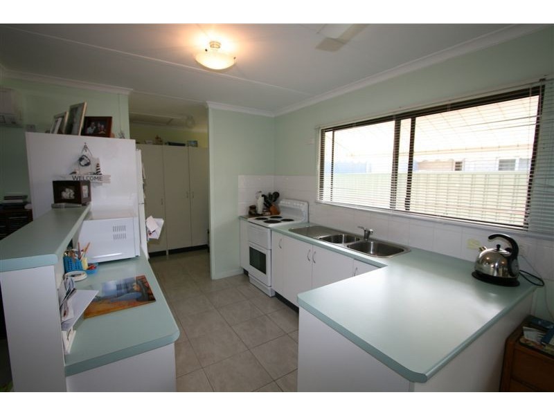 43 Spowers Street, Bongaree QLD 4507