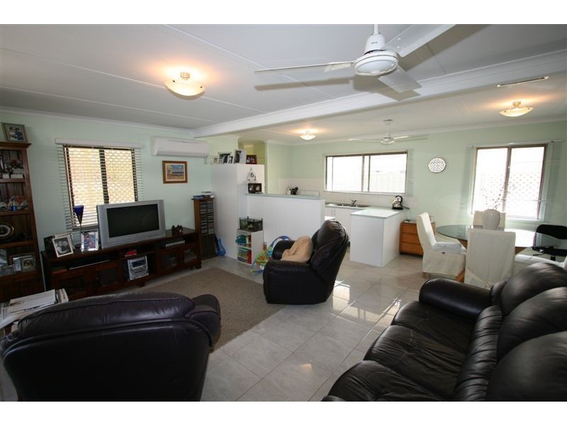 43 Spowers Street, Bongaree QLD 4507
