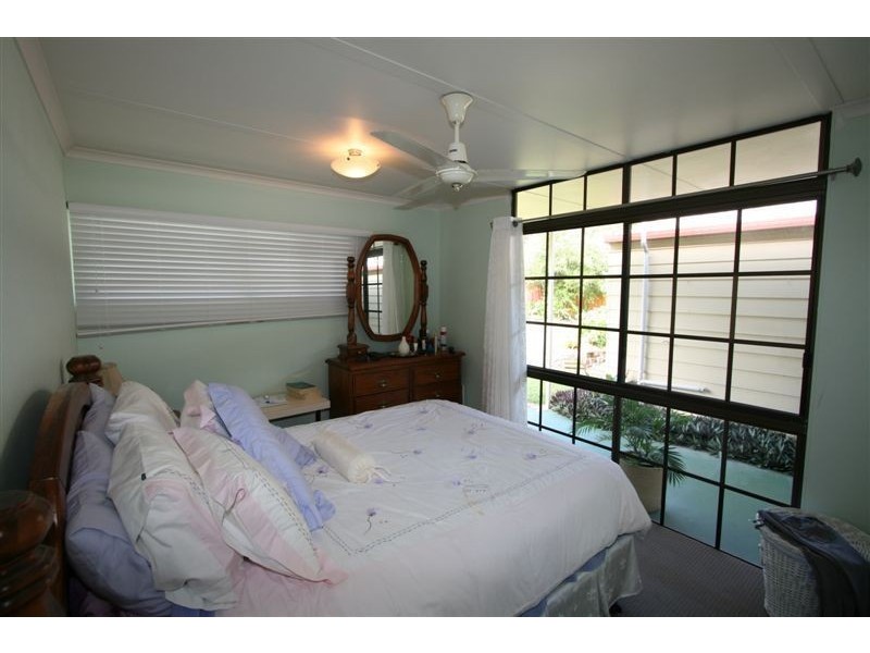 43 Spowers Street, Bongaree QLD 4507