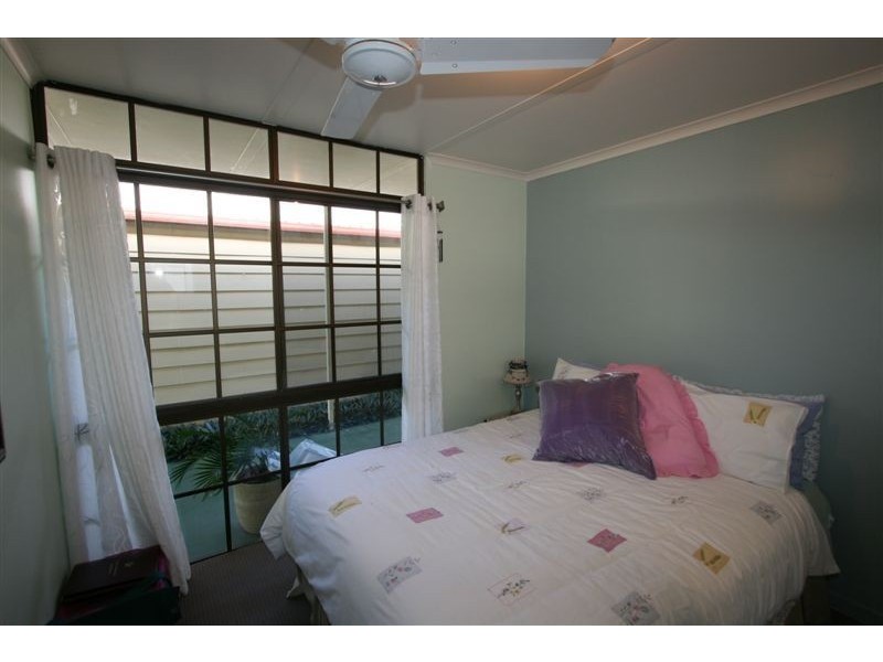 43 Spowers Street, Bongaree QLD 4507