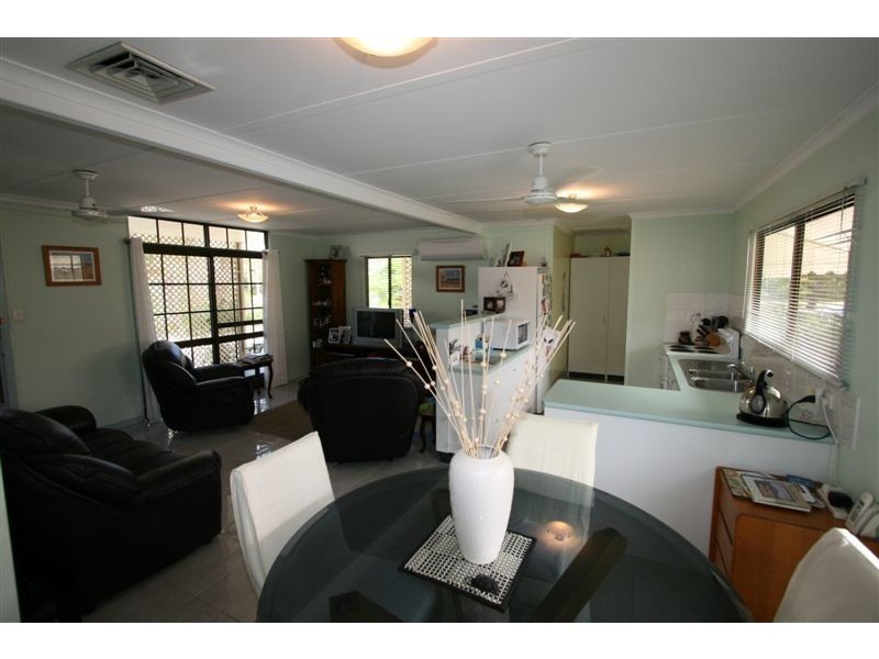 43 Spowers Street, Bongaree QLD 4507