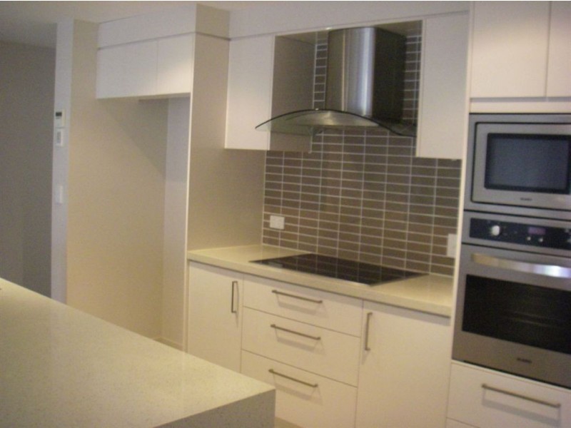 2/15 Spinnaker Drive, Sandstone Point QLD 4511