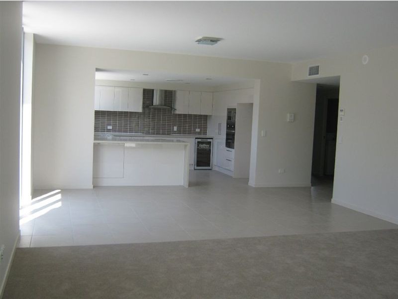 Sandstone Point QLD 4511