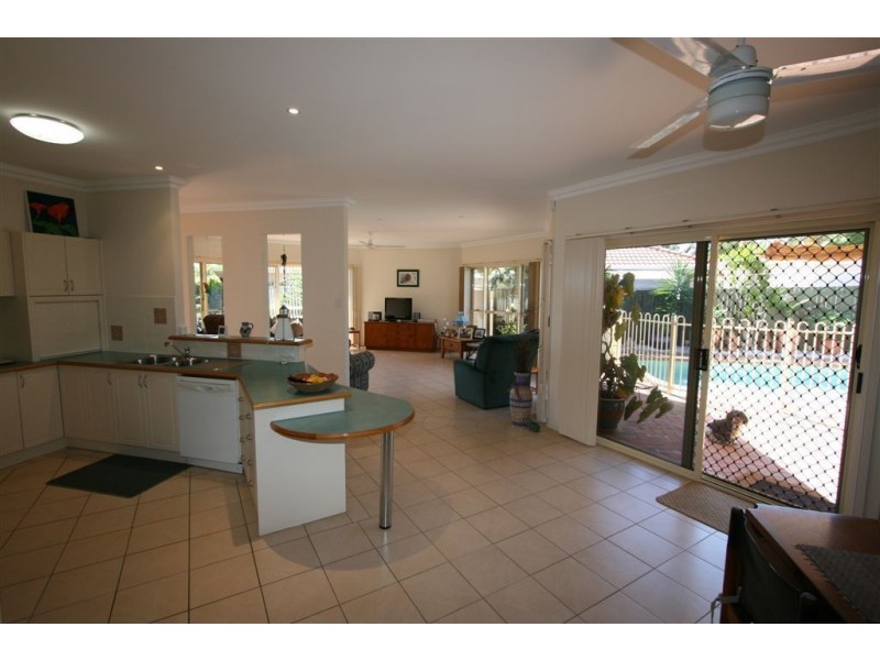 Sandstone Point QLD 4511