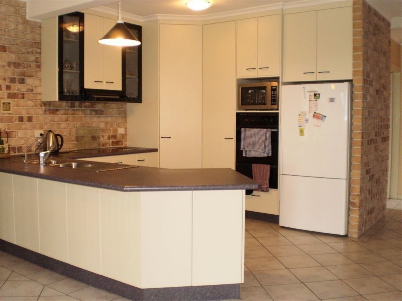 28 Ardel Place, Sandstone Point QLD 4511