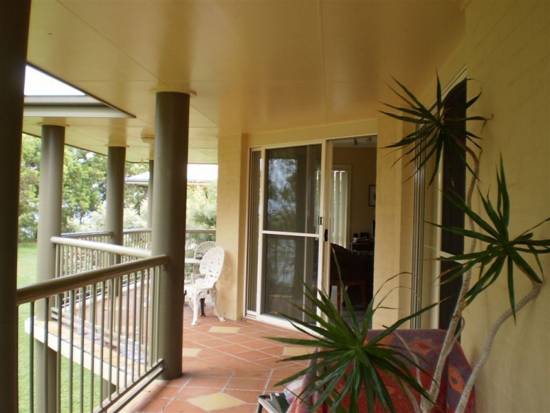 28 Ardel Place, Sandstone Point QLD 4511