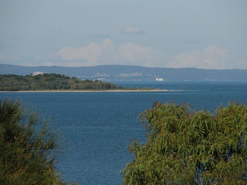 28 Ardel Place, Sandstone Point QLD 4511