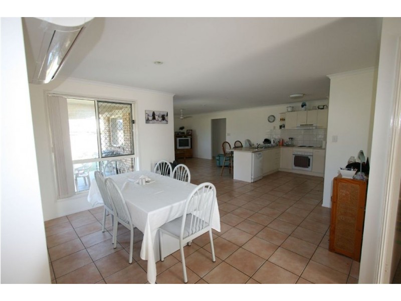 Sandstone Point QLD 4511