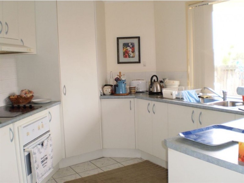 41 Dianthus Street, Banksia Beach QLD 4507