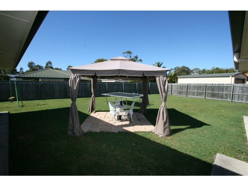 Sandstone Point QLD 4511