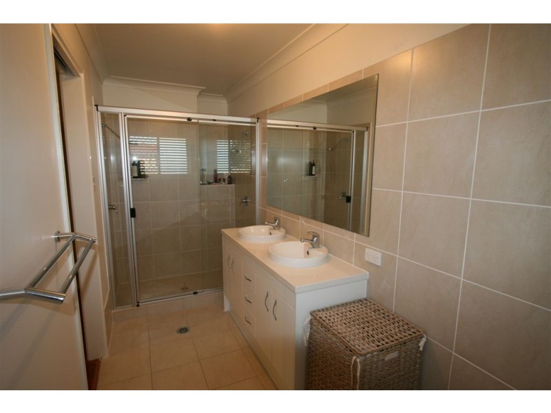 Sandstone Point QLD 4511