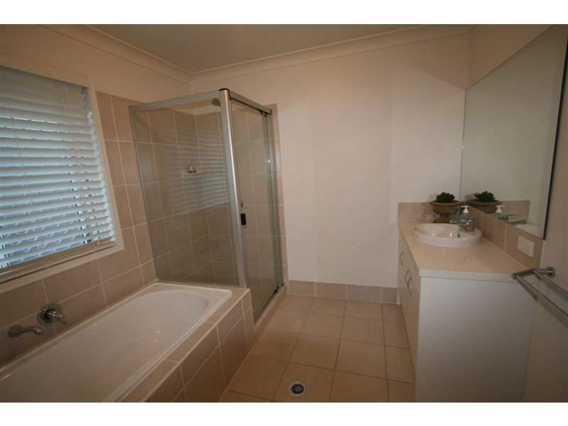 Sandstone Point QLD 4511