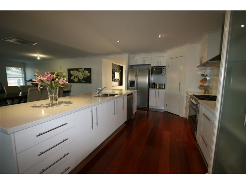 Sandstone Point QLD 4511