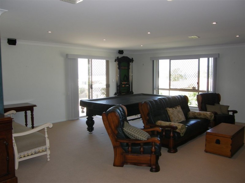 Sandstone Point QLD 4511