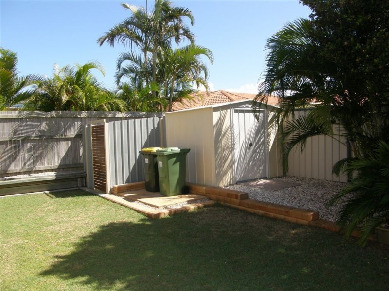 Sandstone Point QLD 4511