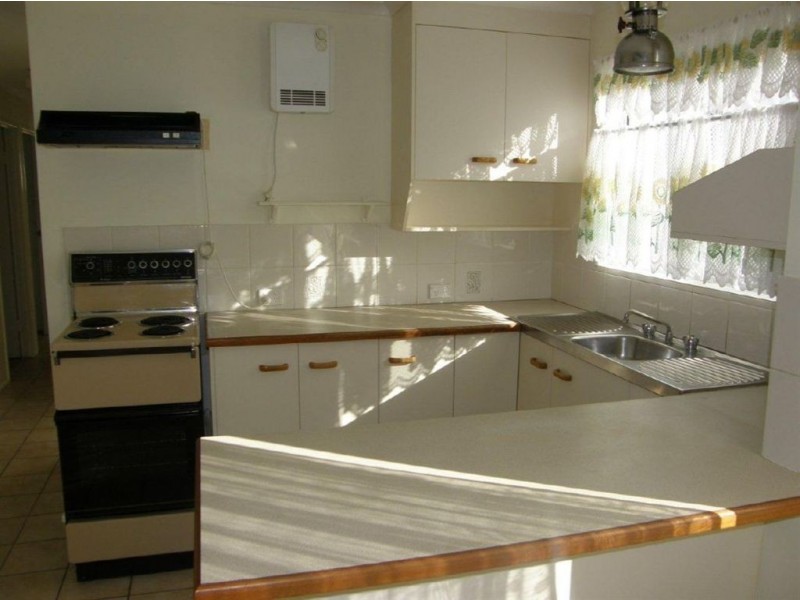 8 Karee Drive, Bellara QLD 4507