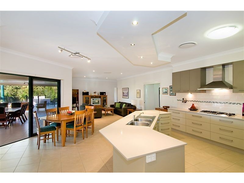 20 Sandheath Place, Ningi QLD 4511