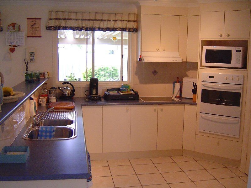 50 Avon Avenue, Banksia Beach QLD 4507