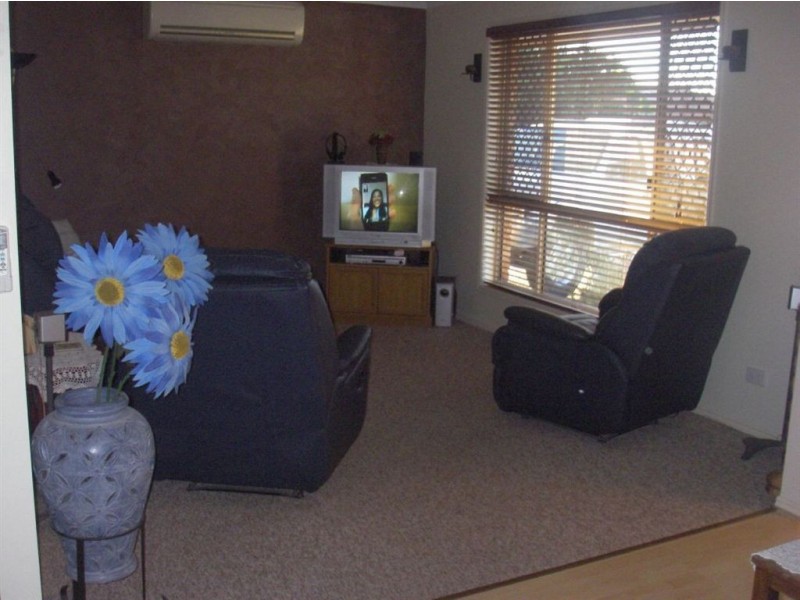 Sandstone Point QLD 4511