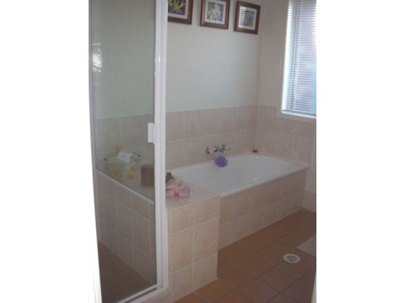 Sandstone Point QLD 4511