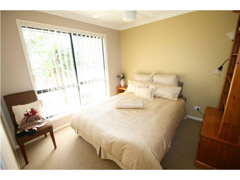 Sandstone Point QLD 4511