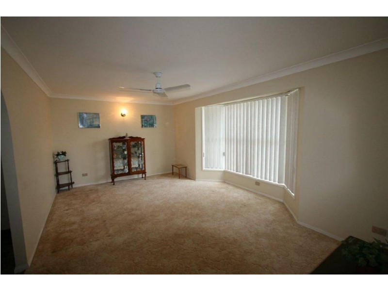 12 Burrawong Avenue, Bongaree QLD 4507