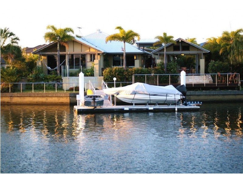 60 Raptor Parade, Bribie Island QLD 4507