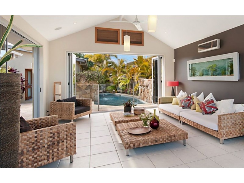 60 Raptor Parade, Bribie Island QLD 4507