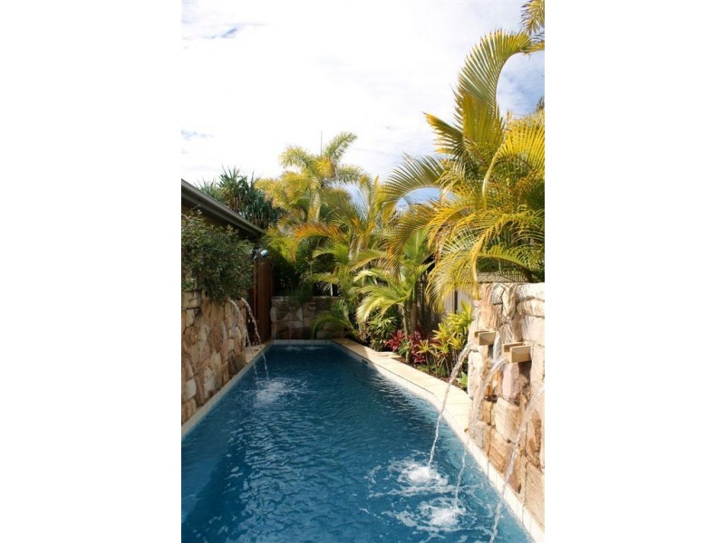 60 Raptor Parade, Bribie Island QLD 4507