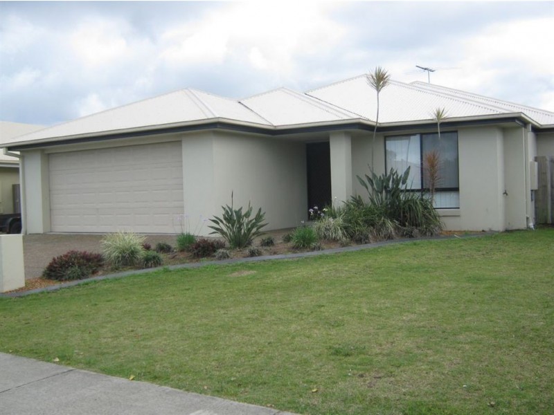 Sandstone Point QLD 4511