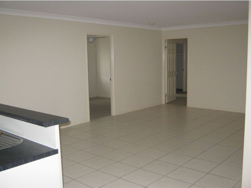 Sandstone Point QLD 4511