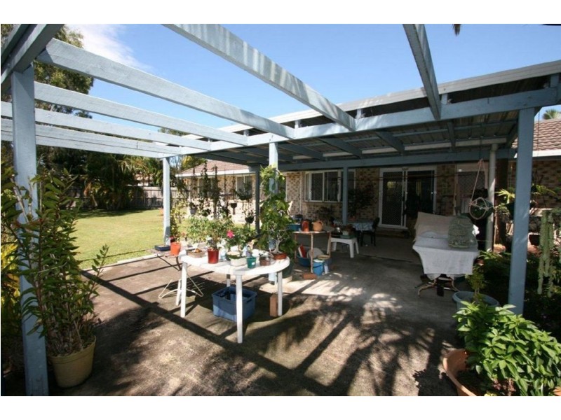 Sandstone Point QLD 4511