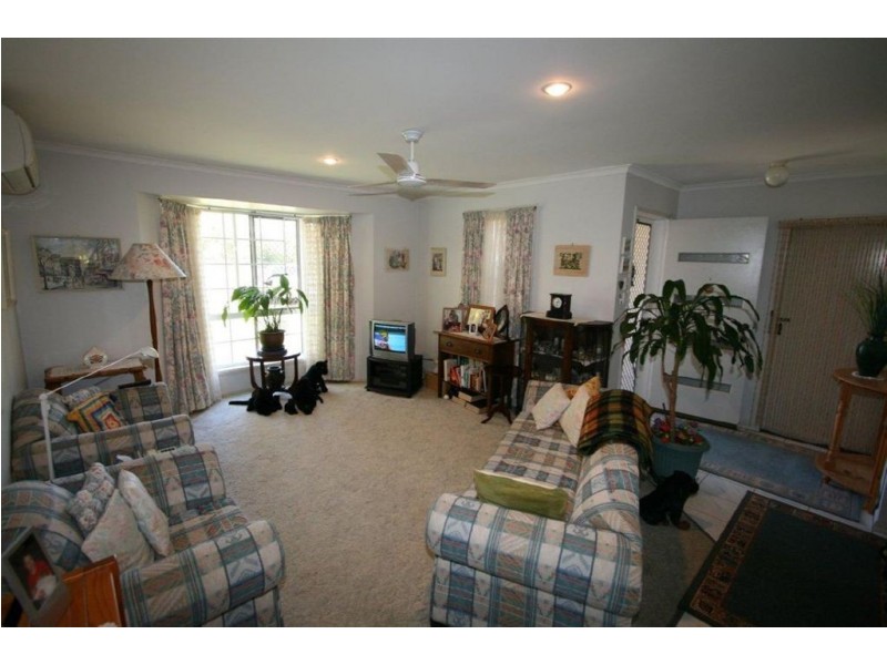 Sandstone Point QLD 4511