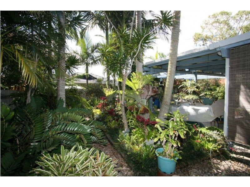 Sandstone Point QLD 4511