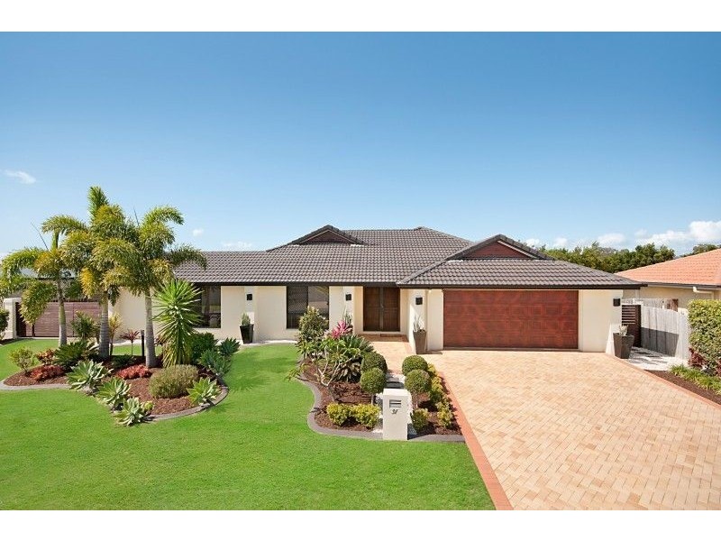 Sandstone Point QLD 4511