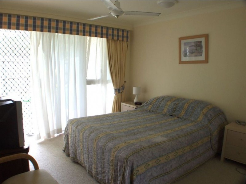 1/5 Links Court, Woorim QLD 4507