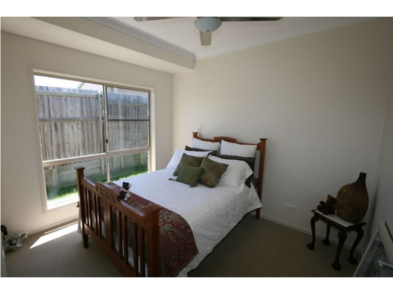 Sandstone Point QLD 4511